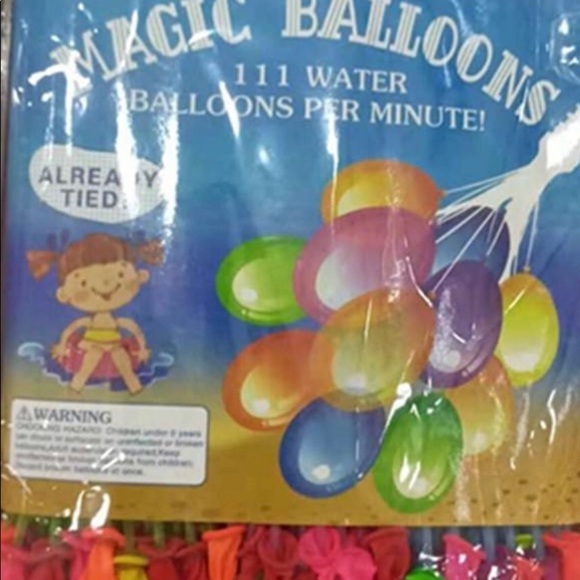 333 count Self tie water balloons 💦🎈 - Picture 4 of 4